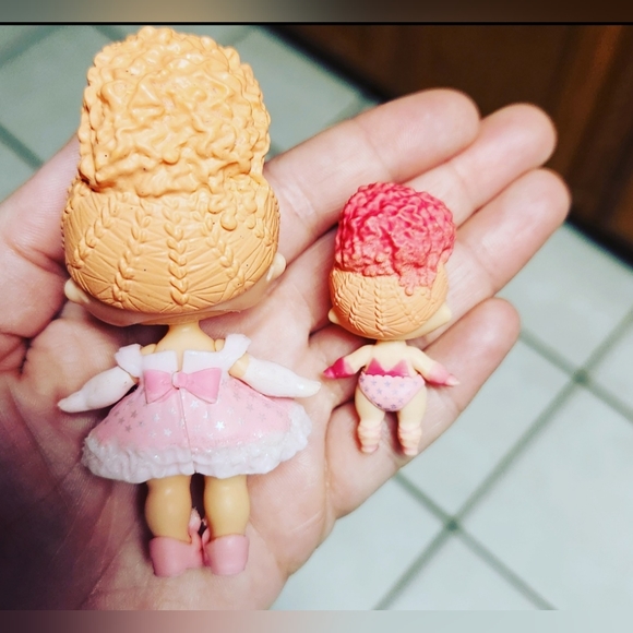 LOL Surprise Dolls Under Wraps Eye Spy Series Goodie & Lil Sis - Picture 3 of 5